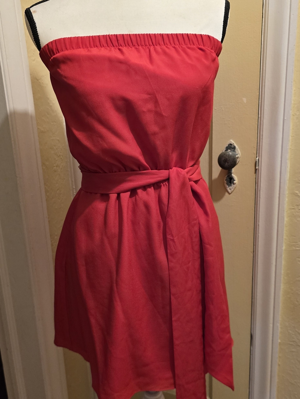 Express Strapless Red Tie-Waist Sundress